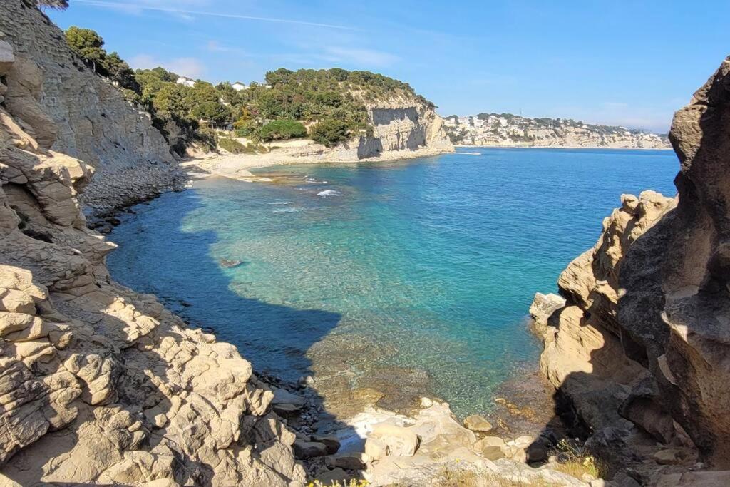 Casa Caledonia - Appartement Dans Villa Avec Jardin Arbore Et Piscine A 500 M De La Mer Benissa Esterno foto